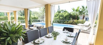 Beautiful and luxurious villa with pool 5 minutes from the beach of Portals