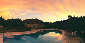 Piscina externa, piscina aquecida