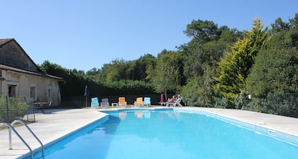Dordogne Farmhouse with Large Private Pool