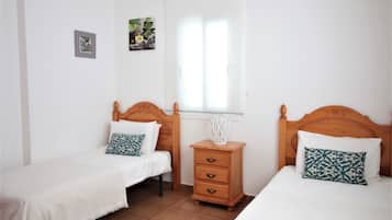 5 Schlafzimmer, Bügeleisen/Bügelbrett, kostenloses WLAN, Bettwäsche