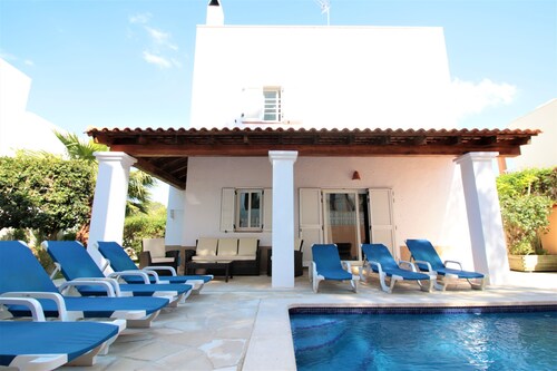 Villa Sofia Ibiza - Viiden makuuhuoneen huvila, vuodepaikkoja 11