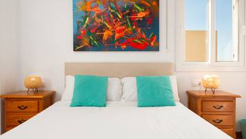 5 bedrooms, iron/ironing board, free WiFi, bed sheets