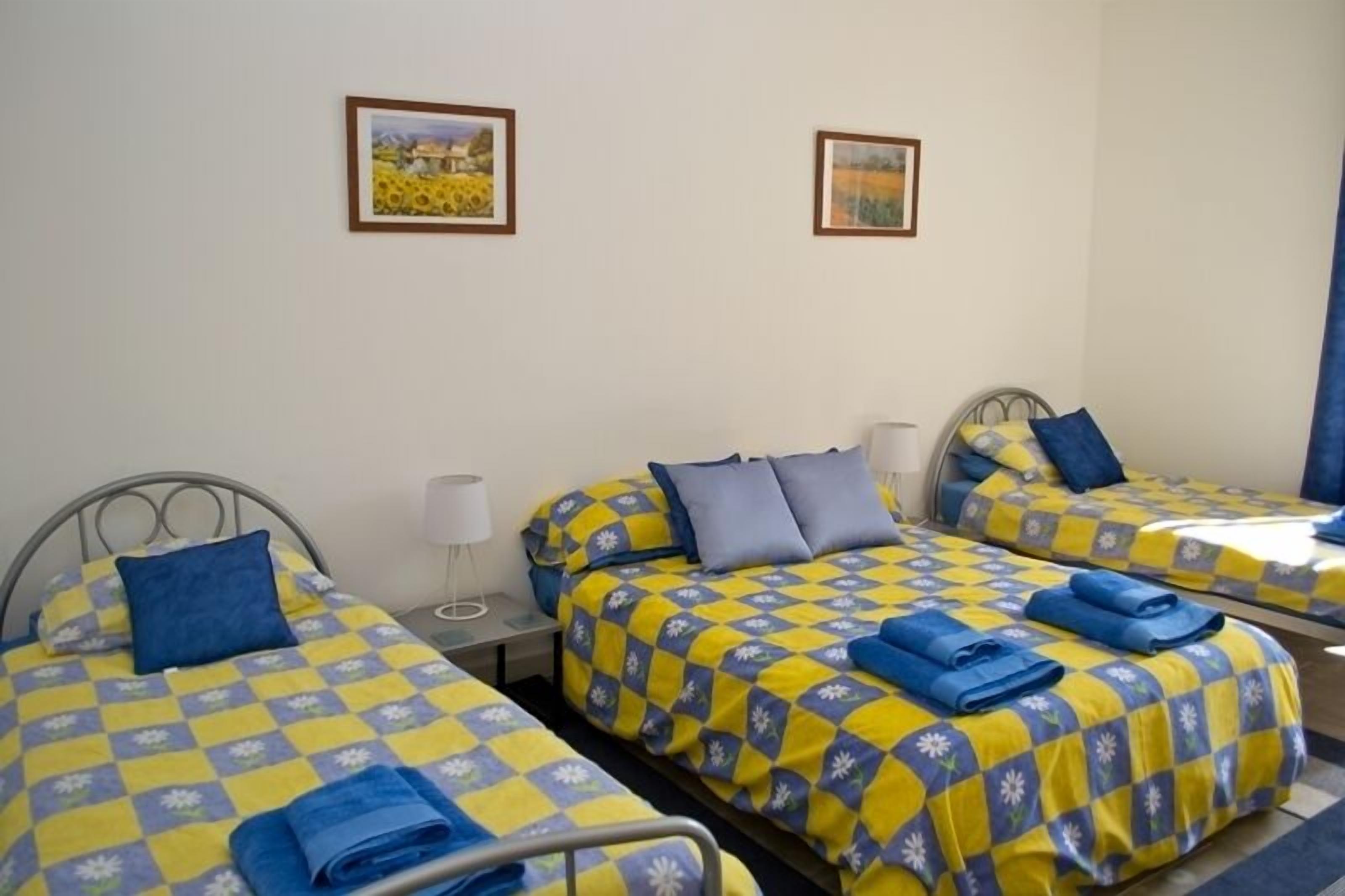 3 bedrooms, iron/ironing board, travel crib, internet