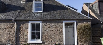 Clava Cottage City Centre  near the River Ness