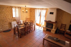 Dining - Character house in the heart of the Luberon Park (Gargas)