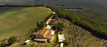 Country House & Spa - Inside Nature with panoramic views, Art Surrounded