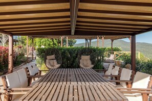 Outdoor dining - Country House & Spa - Inside Nature with panoramic views, Art Surrounded (Volterra)