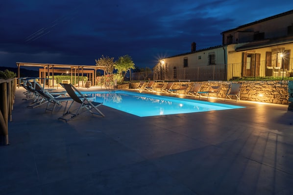 Udendørs pool