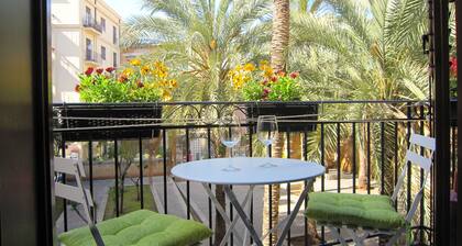 Appartement confortable avec vue sur le jardin, dans le centre de Palerme