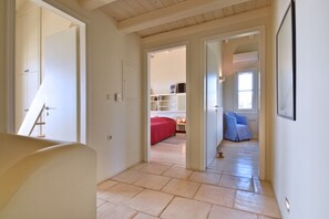 5 Schlafzimmer, Bügeleisen/Bügelbrett, Reisekinderbett, kostenloses WLAN