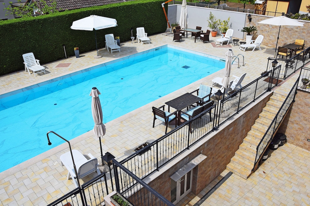 Conegliano Veneto: elegant villa with private pool on the Prosecco hills