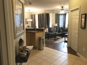 Interior - Upscale 2 Bedroom/2 Bathroom Condominium Near Disney, Florida at Terrace Ridge (Davenport)