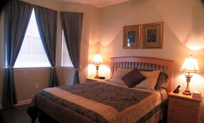 2 bedrooms, in-room safe, iron/ironing board, free WiFi - Upscale 2 Bedroom/2 Bathroom Condominium Near Disney, Florida at Terrace Ridge (Davenport)