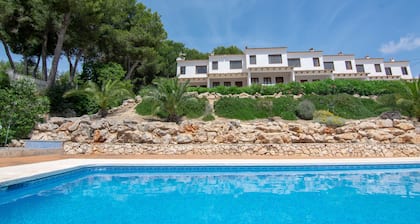 Bungalow 5 people with pool in Moraira