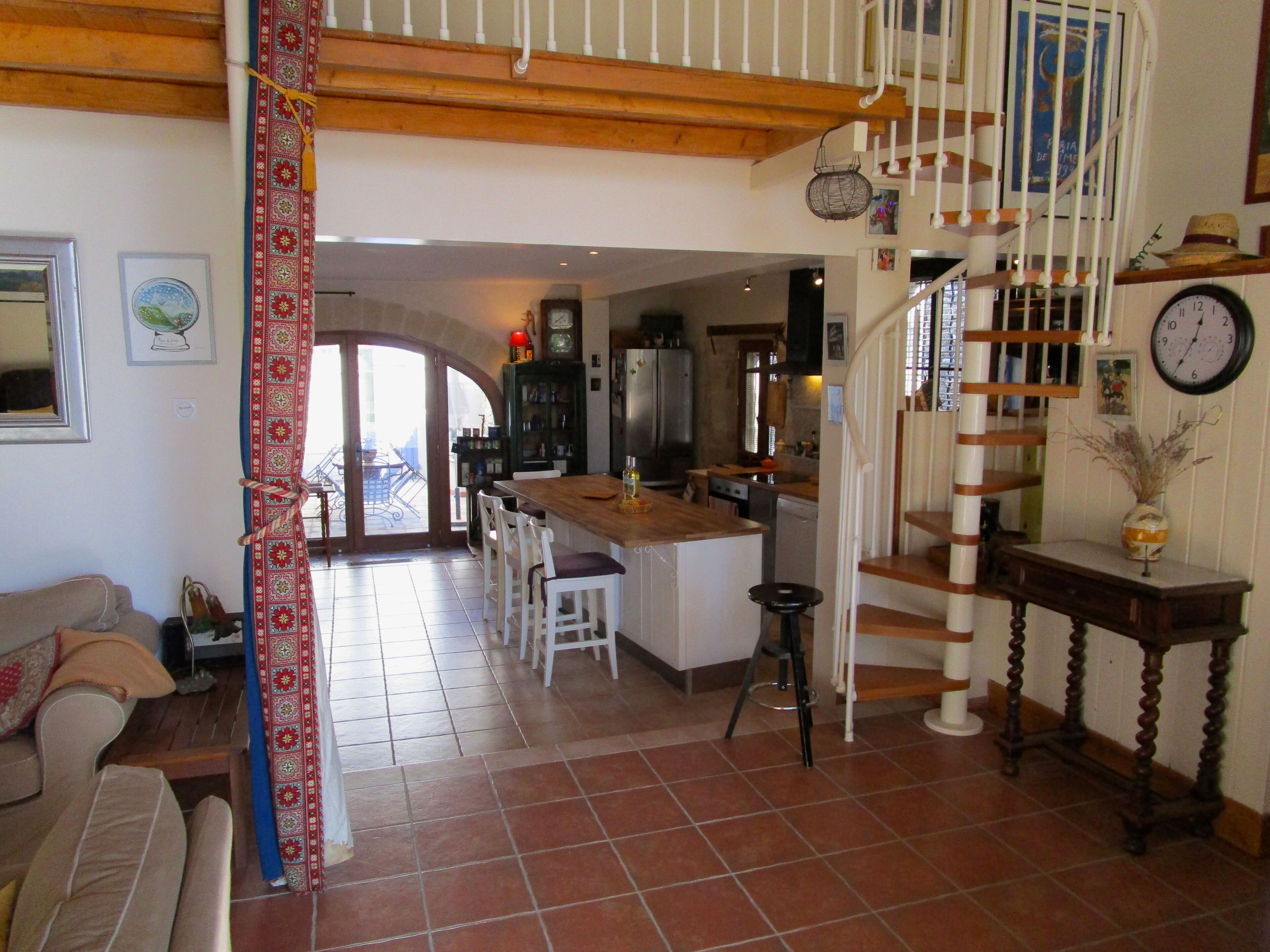 Large house in the heart of Languedoc. Pool, river, between sea & mountains.