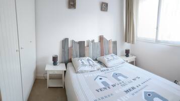 2 chambres, fer et planche Ă repasser, lit parapluie, Wi-Fi gratuit