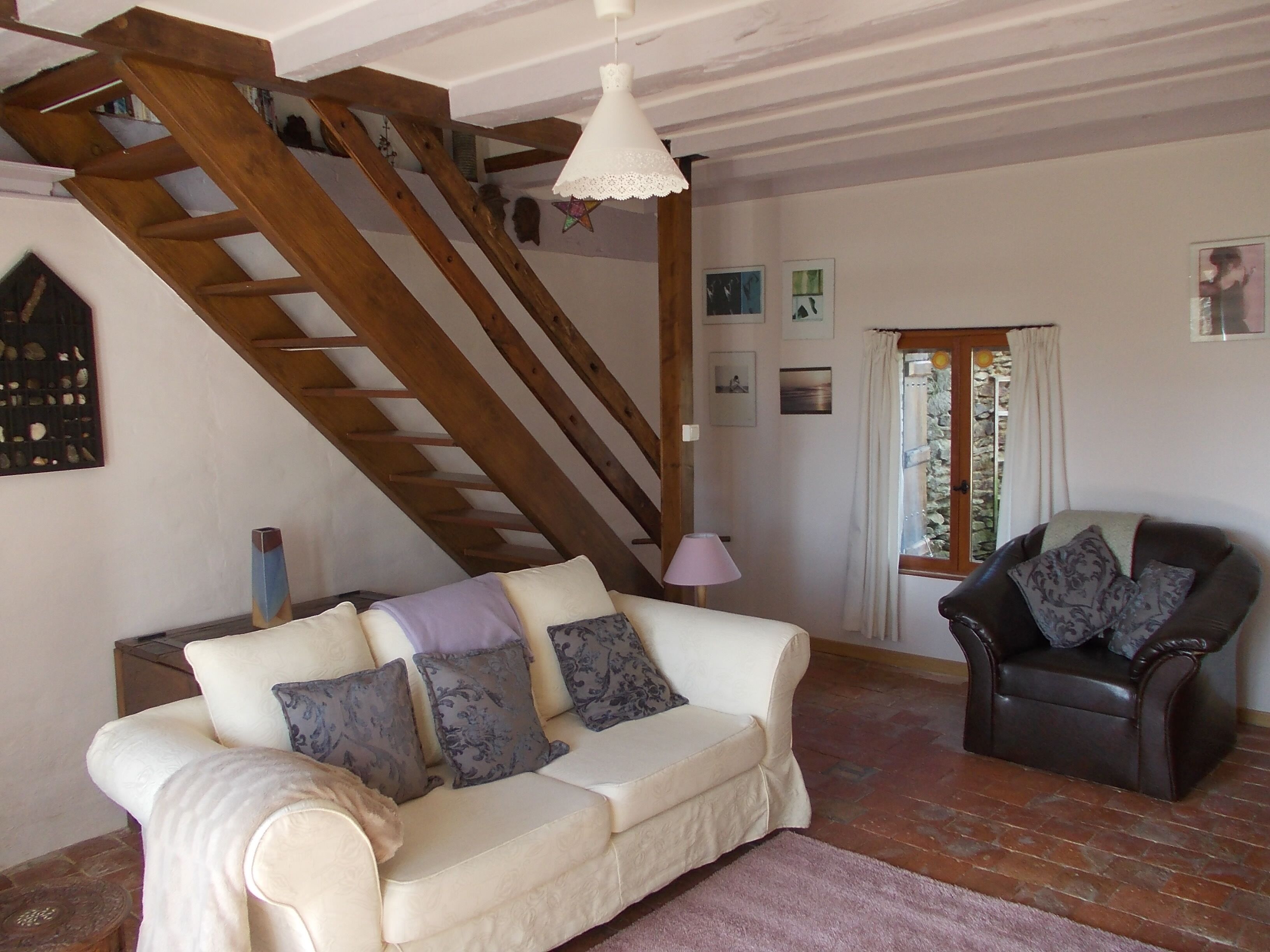 Stargazer is a typical Berrichone farm workers cottage.