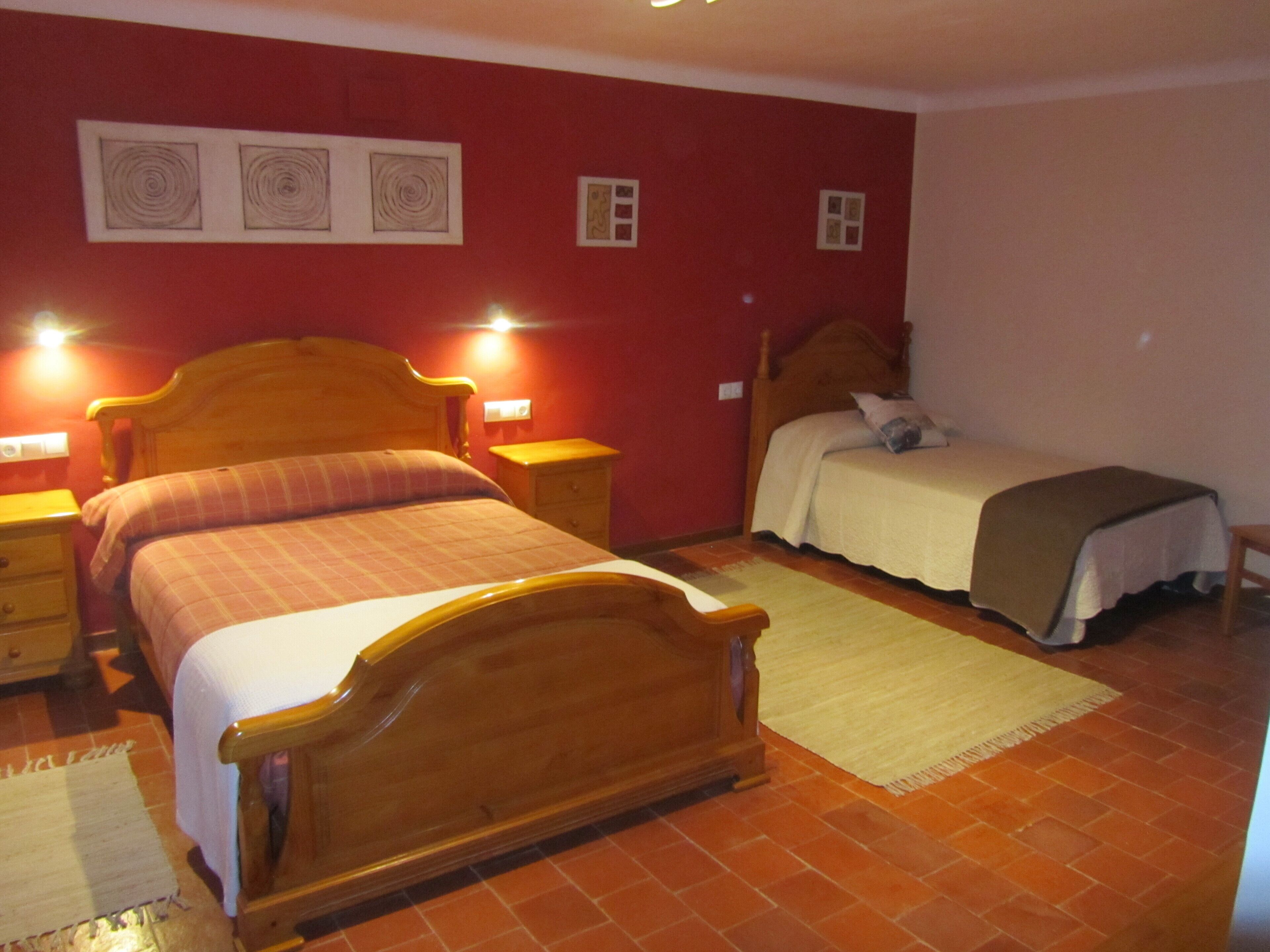 Barbecue, Wood Oven, Pool, MiNi Golf, Ping Pong, Table football, Basketball. 