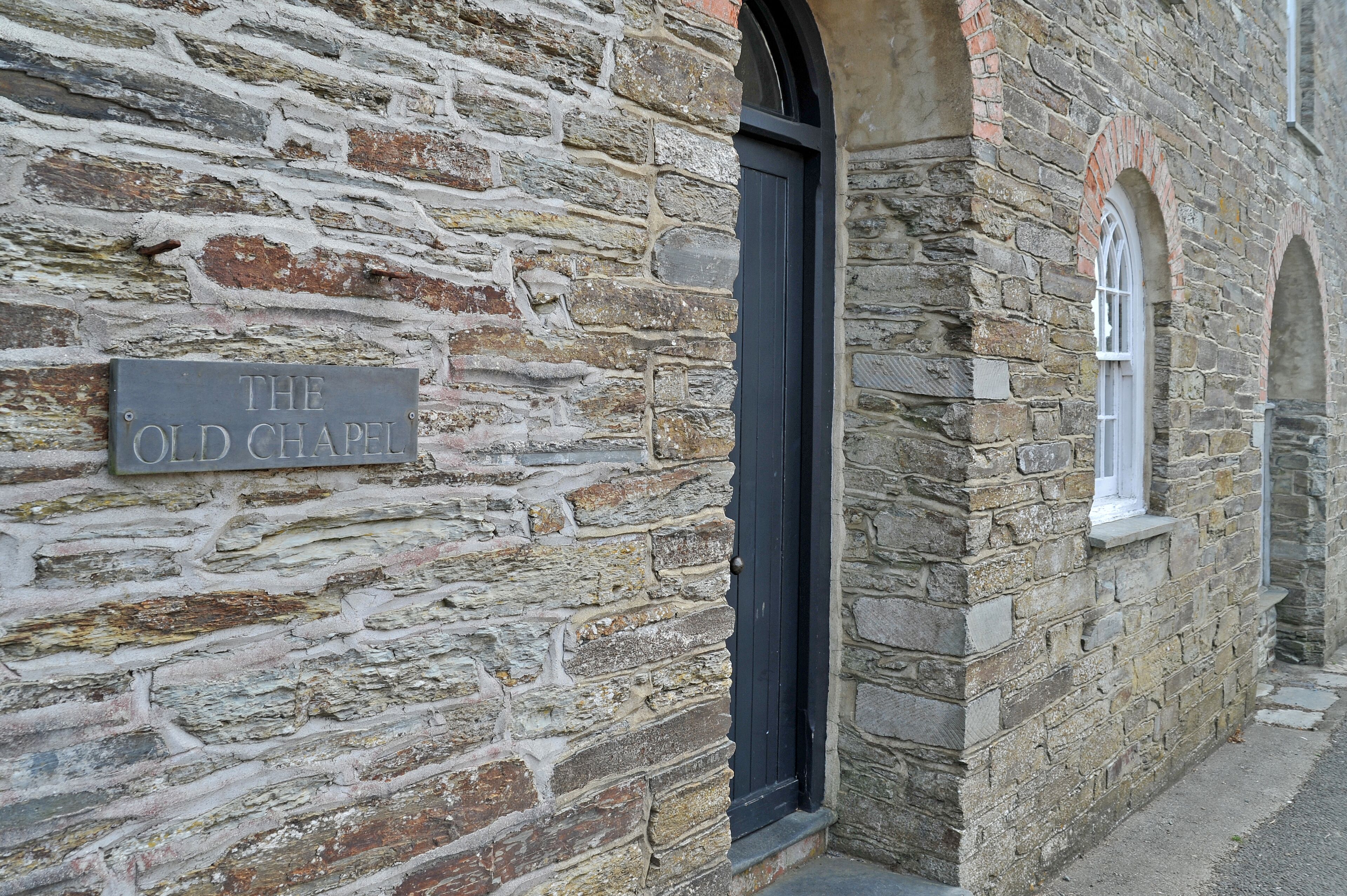Funky, alte Kapelle mit Meerblick für Familien und Gruppen