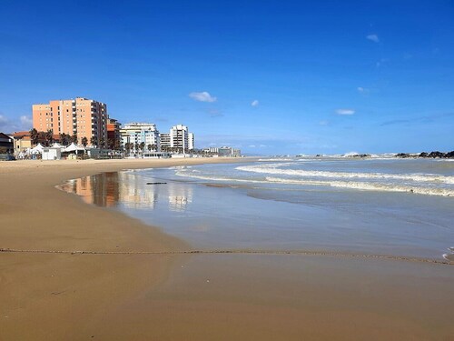 FRAC PALACE 50 meters from the Sea Apartment of 150 sqm brand new