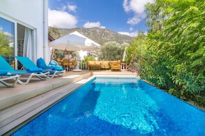 A heated pool - Villa With Private Heated Pool(optional extra) And Sea Views (Kalkan)