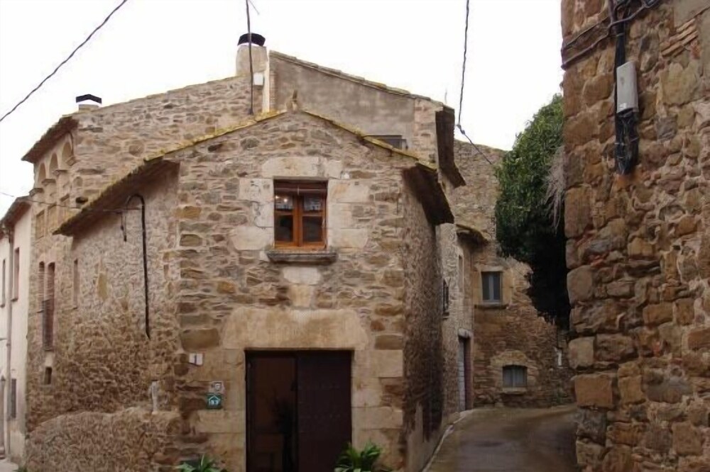 Can Vilà cottage in the Baix Empordà