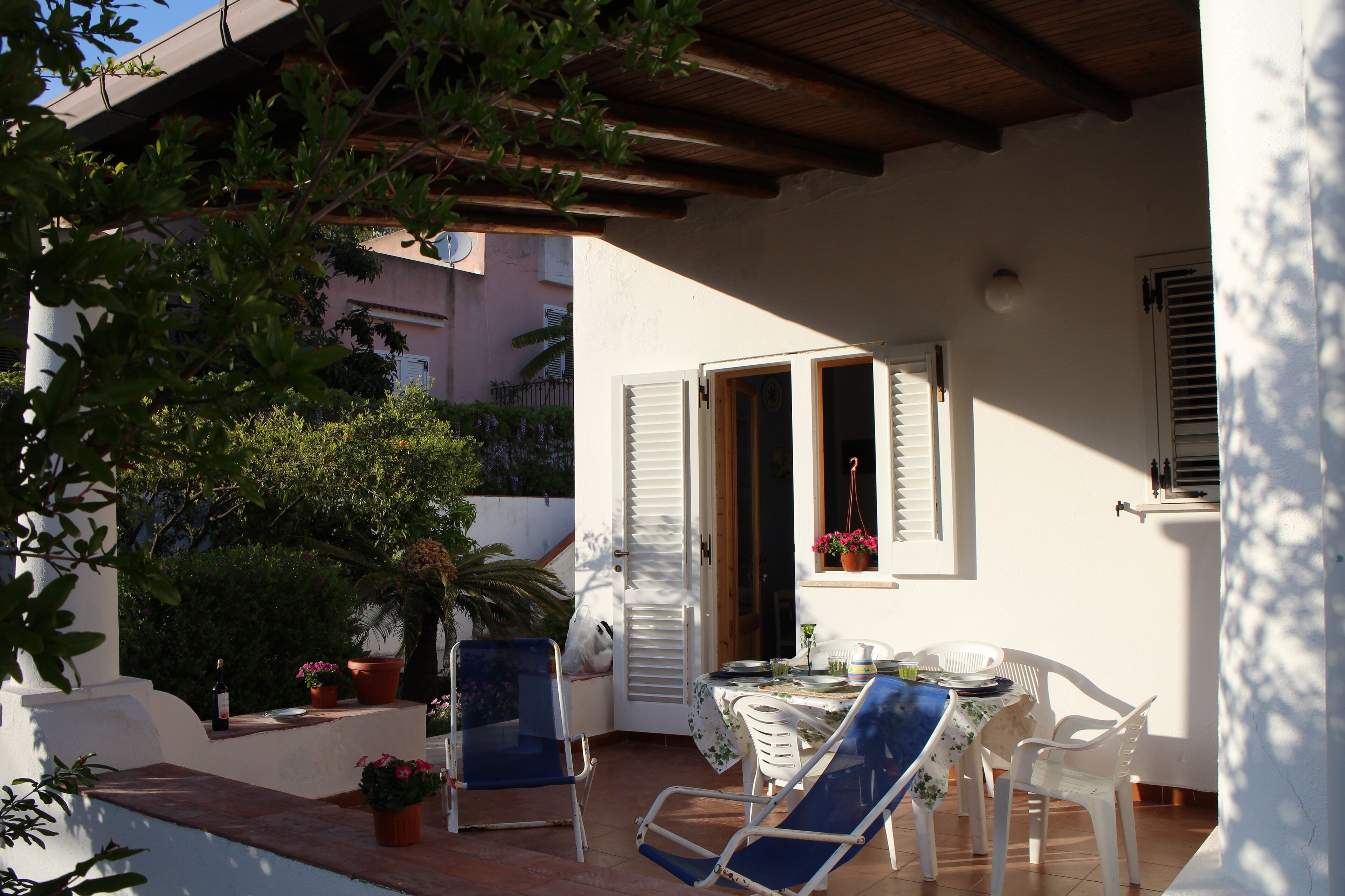 Fiori D'Arancio is a splendid Villa in the historic center of Lipari