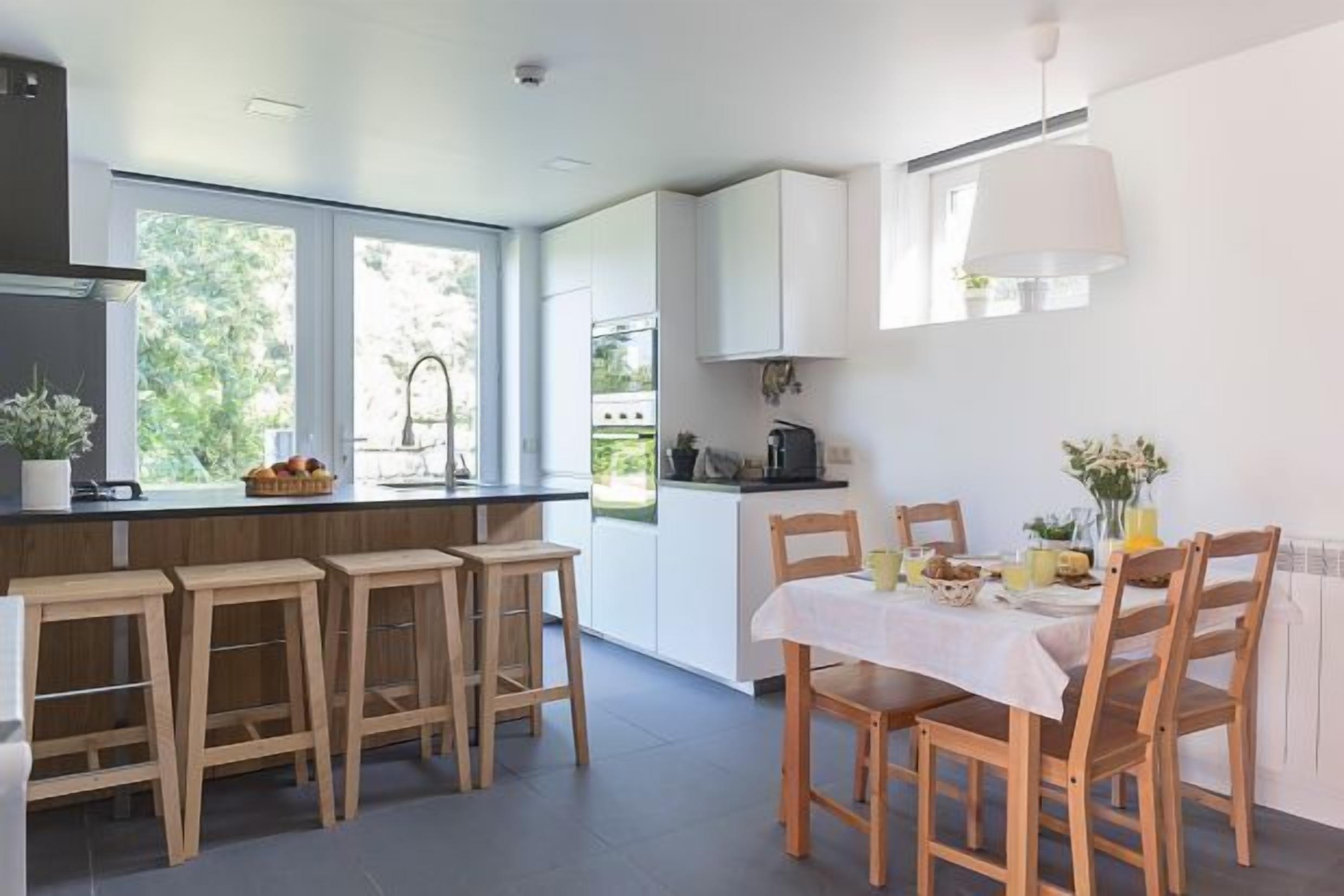 Roof Houses for 4 people