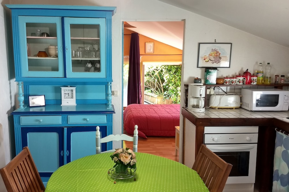 40m2 1st floor apartment, near the center of Saumur