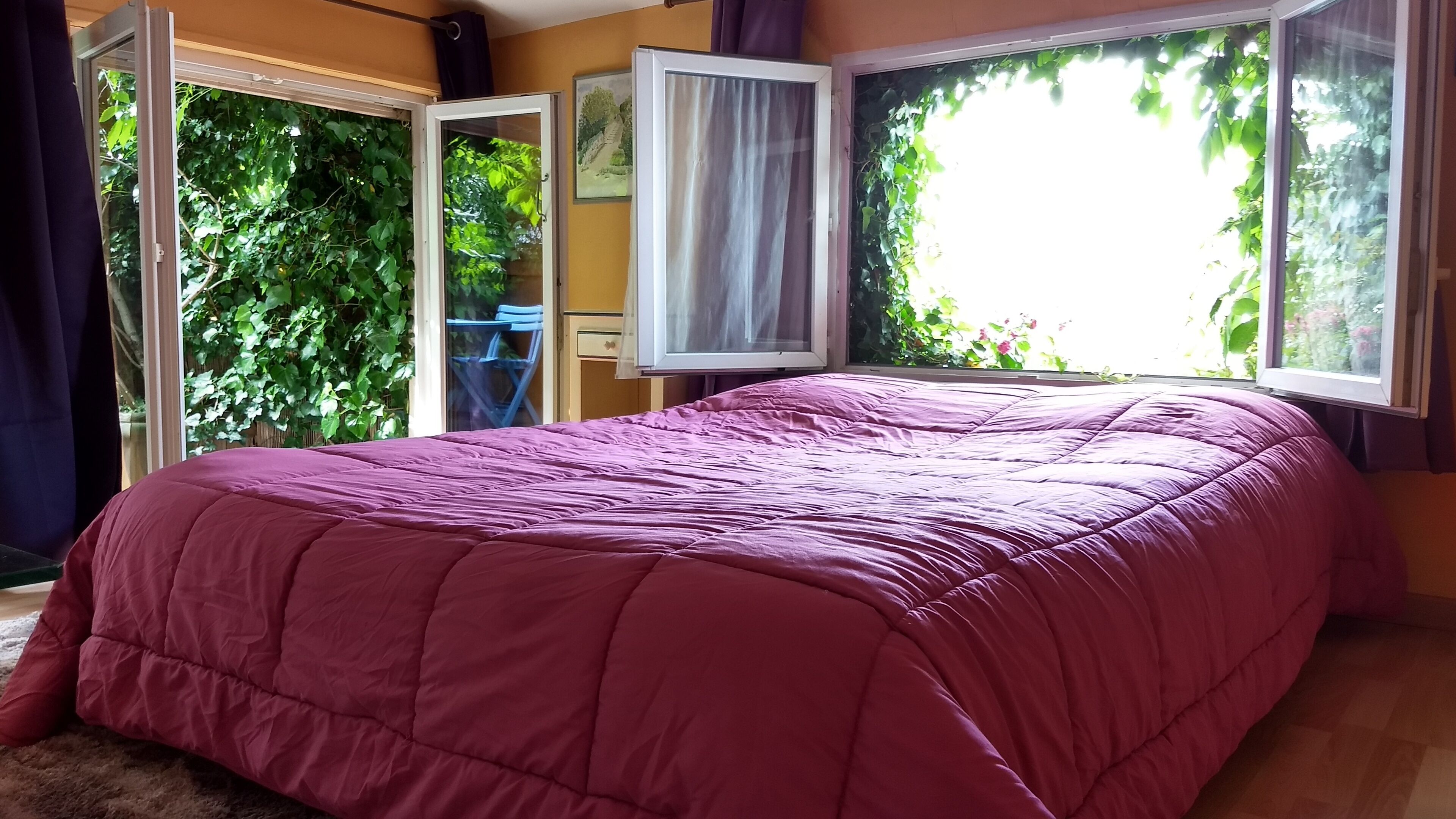 1 habitación, tabla de planchar con plancha y wifi gratis 