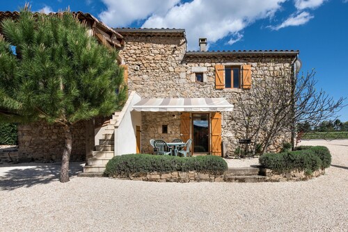 La Petite Grange - Grange voûtée aménagée - Sud Ardèche - 2 chambres en suite 
