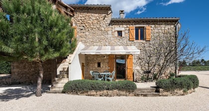 La Petite Grange - Grange voûtée aménagée - Sud ArdÚche - 2 chambres en suite