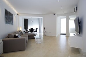 TV, DVD player - Luxury Apartment Split (Split)