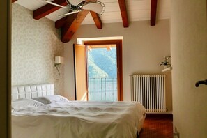 1 chambre, fer et planche Ă repasser, Wi-Fi gratuit, draps fournis