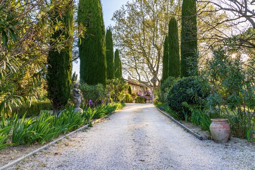 Country Cottage / Gite - LAGNES- ISLE-SUR-LA-SORGUE