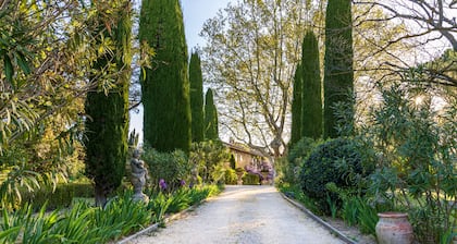 Country Cottage / Gite - LAGNES- ISLE-SUR-LA-SORGUE