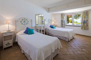 4 bedrooms, in-room safe, iron/ironing board, travel cot