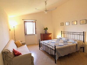 5 dormitorios, escritorio, tabla de planchar con plancha y wifi gratis