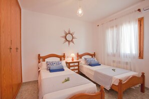 3 Schlafzimmer, Zimmersafe, Bügeleisen/Bügelbrett, Reisekinderbett