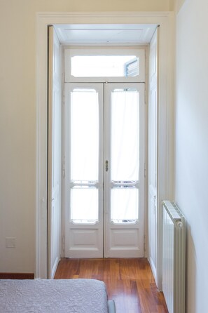 1 bedroom, travel crib, WiFi, bed sheets