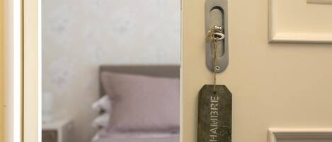 1 bedroom, travel crib, WiFi, bed sheets