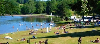 VICHY - VERY HAPPY COMFORTABLE home in mountain village 25kmsVICHY