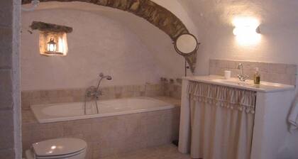 maison traditionnelle dans la belle APRICALE, Ligurie, l'expérience de la vraie Italie!