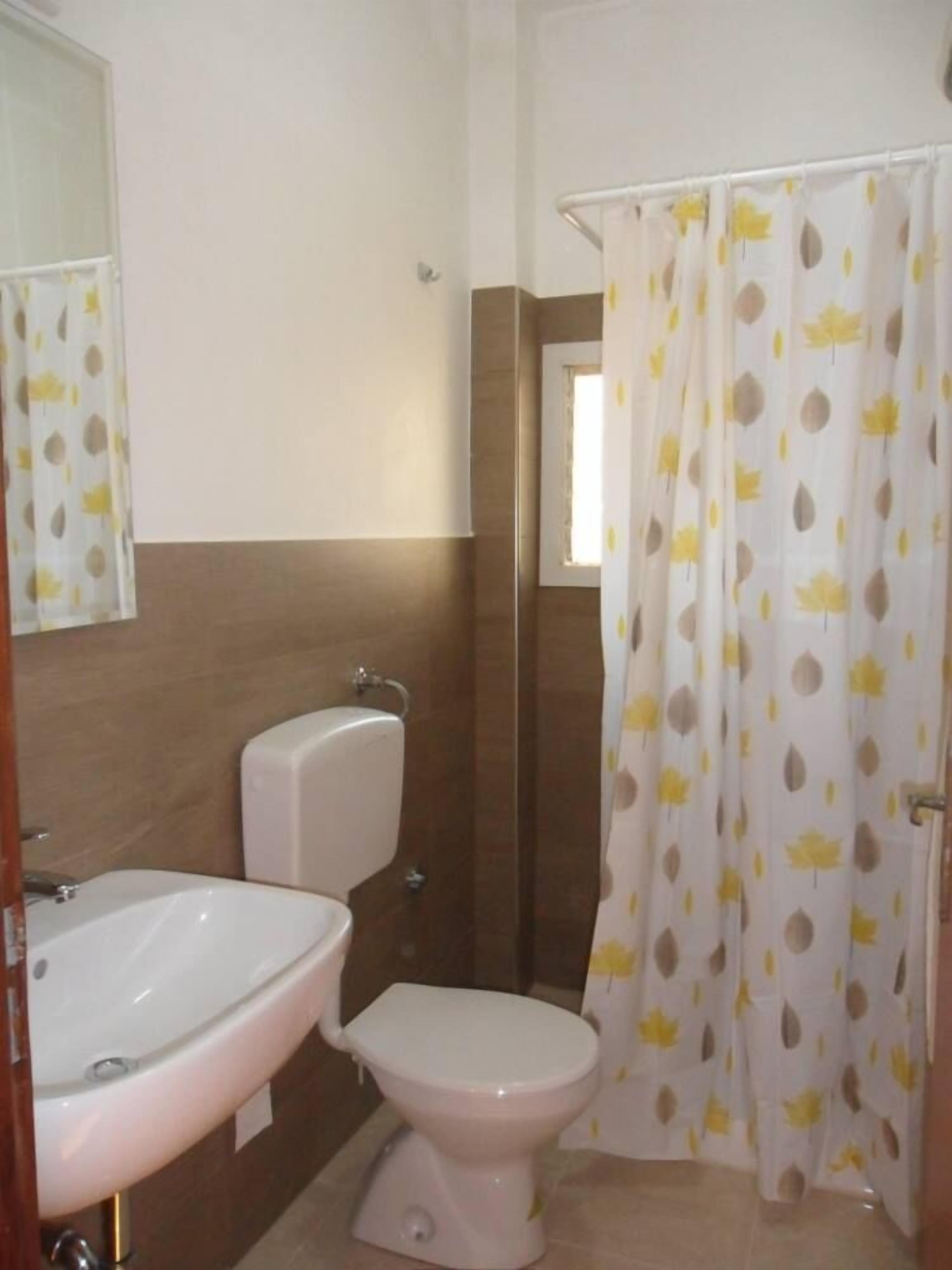 Bright apartment by the sea in Cava d'Aliga