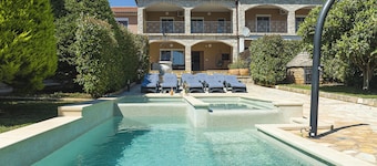 Piscine, jacuzzi, Ă 3 km de la mer, grill, WiFi, WiFi gratuit