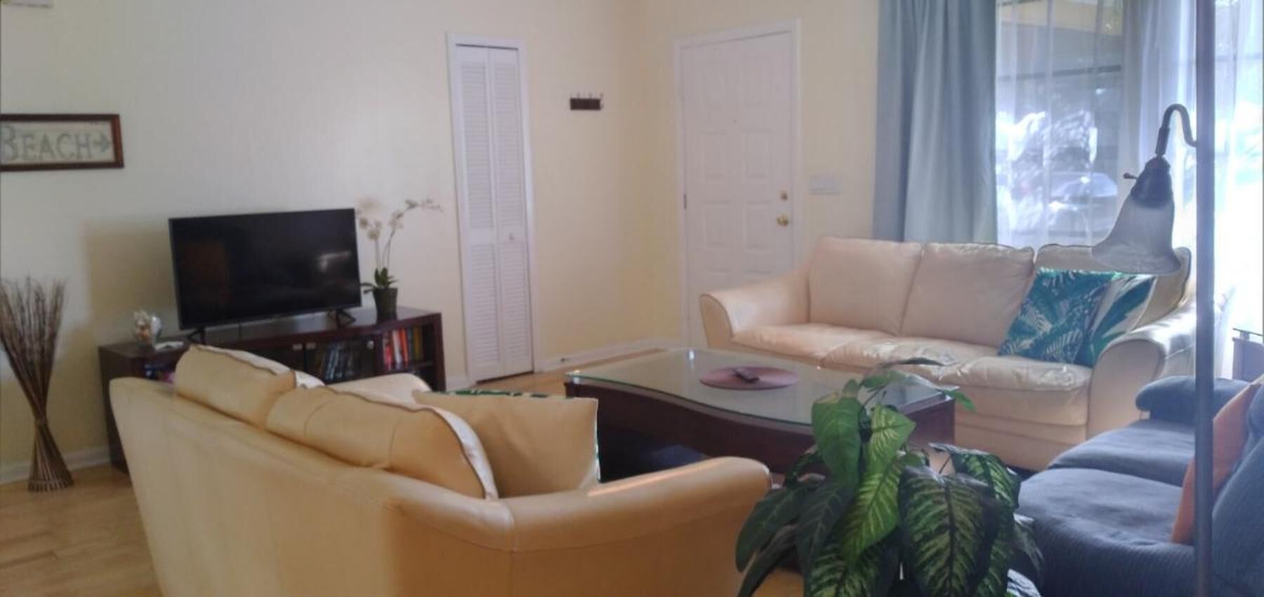 Family-friendly villa with heated pool and very good facilities