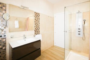 Hair dryer, towels