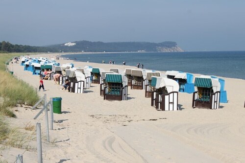 Exclusive vacation home on the beach, sauna, Jacuzzi, wooden stove, comfort