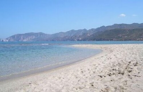 Ganzjaehrige Vermietung. Flughafen Cagliari!  NEU: WLAN und Pelletofen