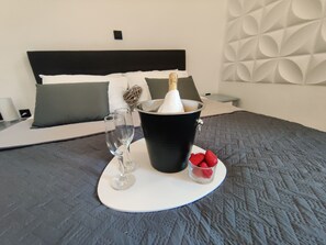 3 Schlafzimmer, schallisolierte Zimmer, Bügeleisen/Bügelbrett